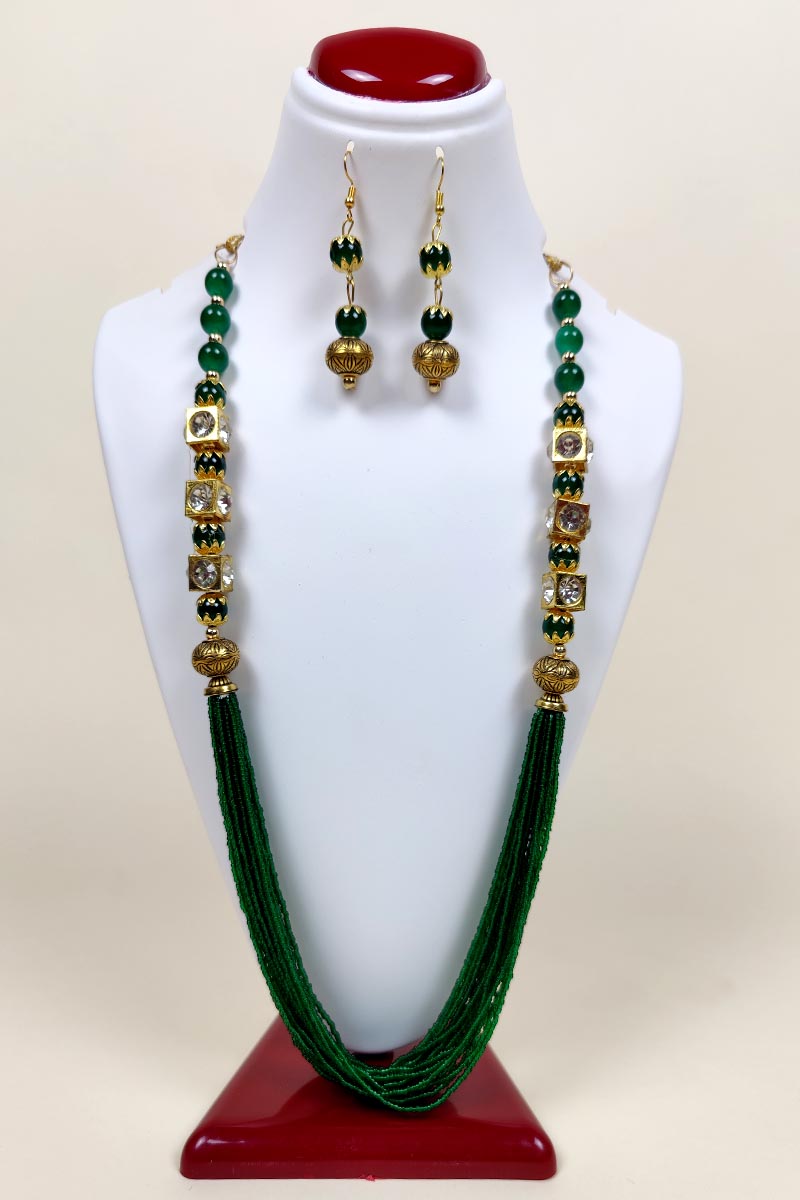 Green Color Neckpiece Pearl Work And Zircon Beaded Chains And With A Pair Of Dangle Earrings Mc252635